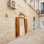 San Nicola Casa Clemente Apartment