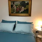 Flores Apartment