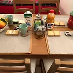 Flores Apartment