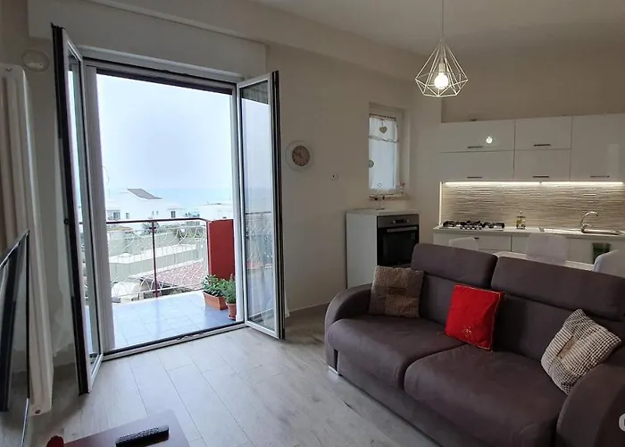 Seafront Apartment - Airport Bari Palese