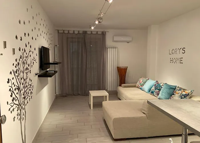 Bari Lory\'S Home