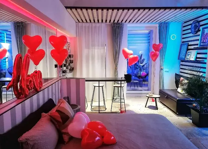 Hello Gorgeous Suite Bari