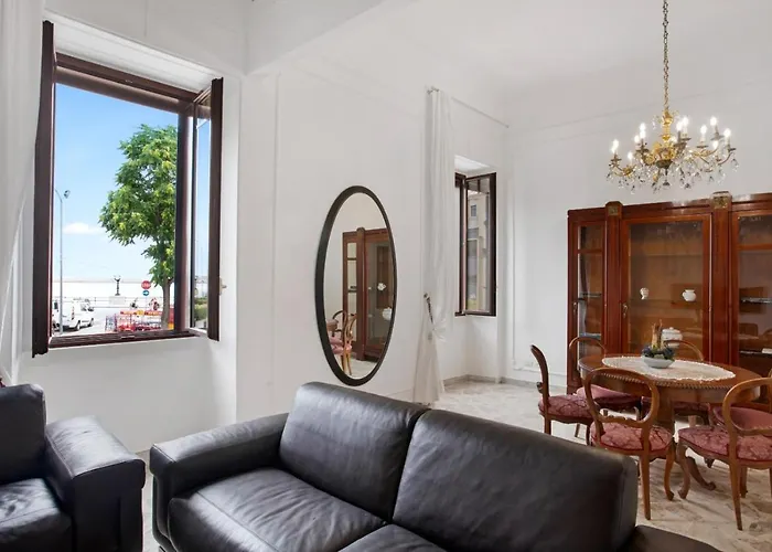Casa Cinzia Lungomare Exclusive Flat