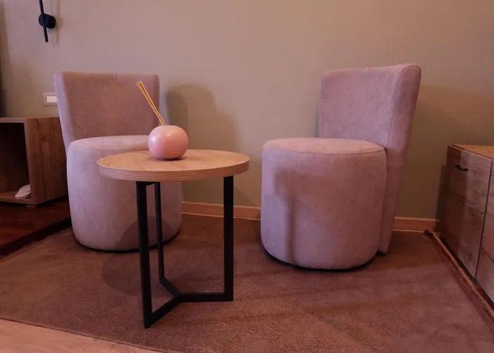Manhattan Room & Suite