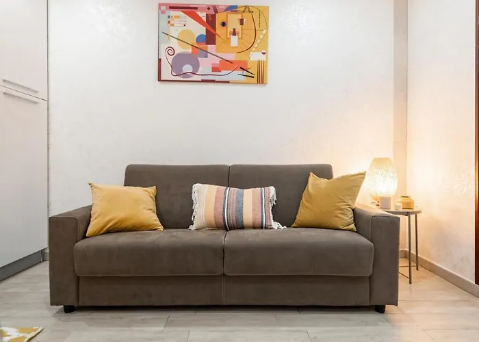 Yhellow Home Comfy Apartment