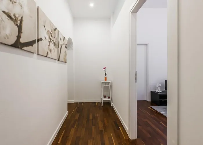 5ino Apartment