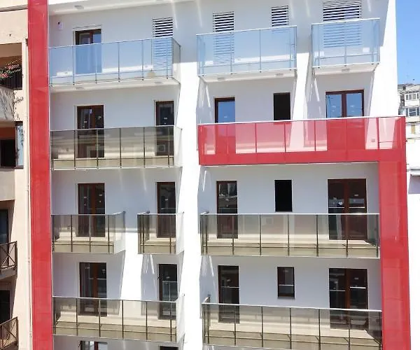 Central Modern Apartment Bari