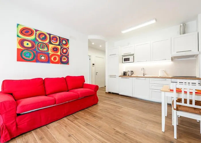 Central Station Apt With Parking