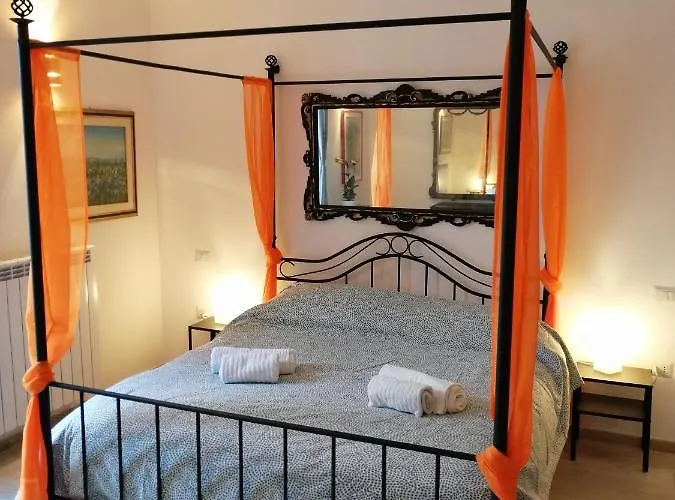 Love Mirrors And Flowers - Affitti Brevi Italia