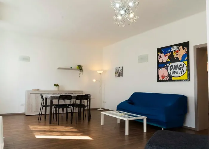 70125 Holiday Home
