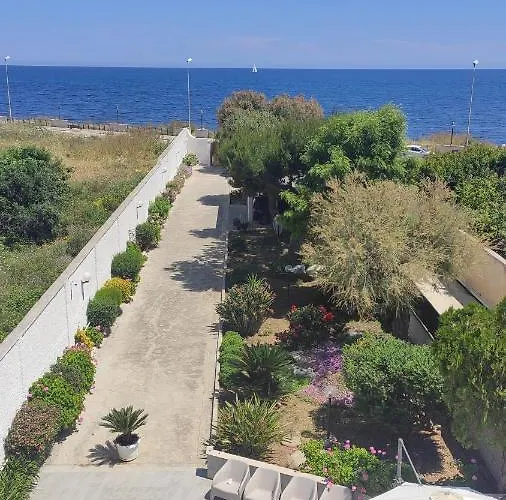 Seagull Apartments - Front And Sea View & Airport Bari