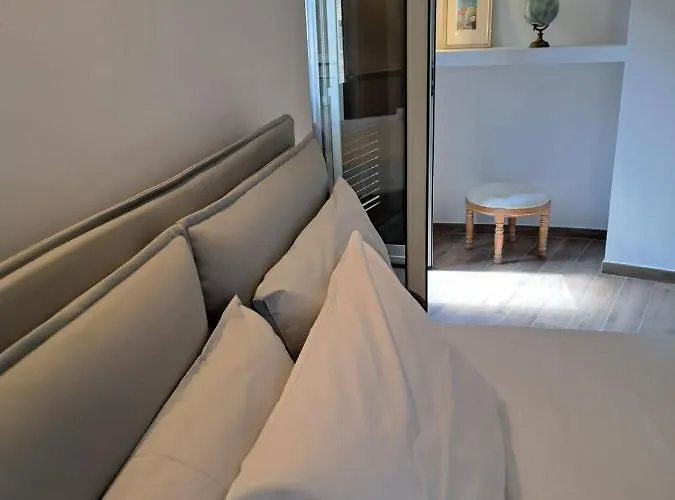 M. Szwed. Guest House Old Bari