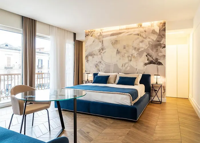 Donna Giacinta Blu Luxury Flat