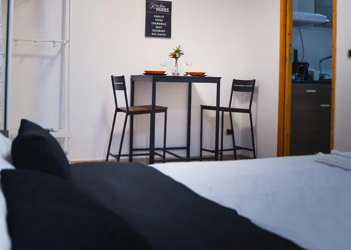 Manzoni 10 Apartament