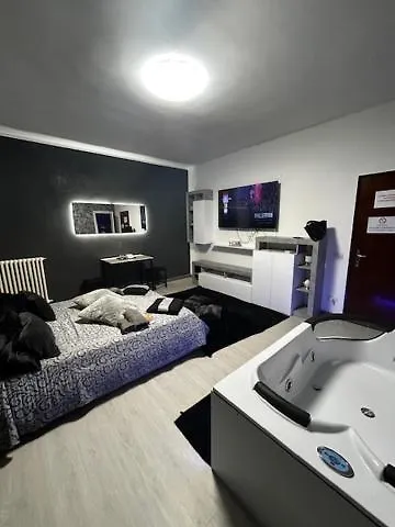 Noemi\'S Apartment