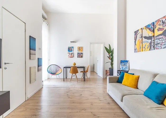 Sunny Apartment