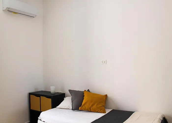 M&M Apartment
