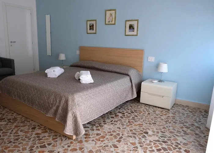 Sole & Luna Guest House