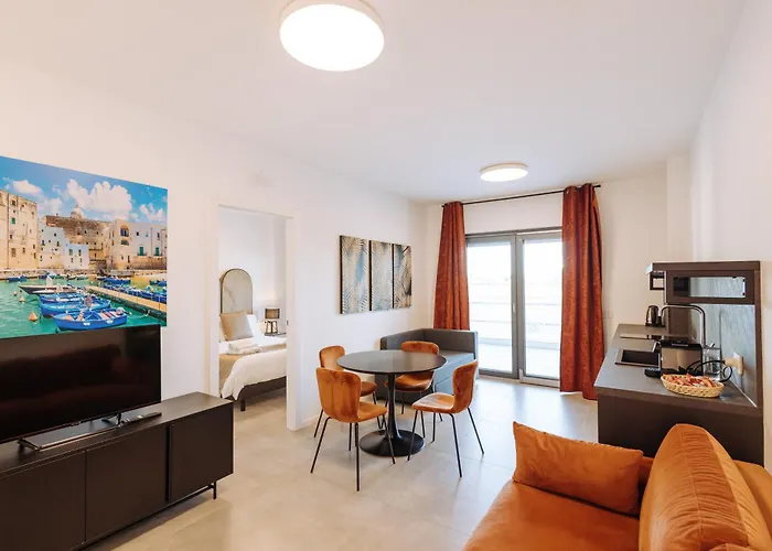 Marisabella Suite 8