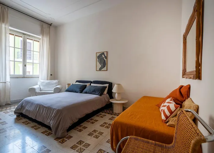 Zaum House, Quartiere Umbertino. 120 Mq