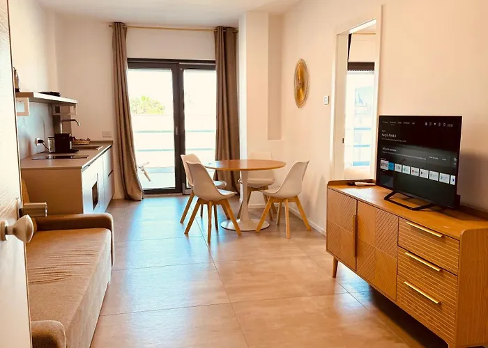 Marisabella Suite 7