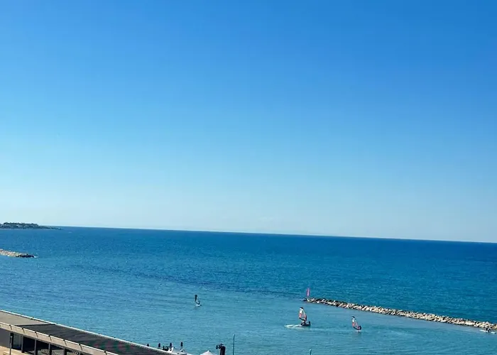 Arco Dei Tramonti