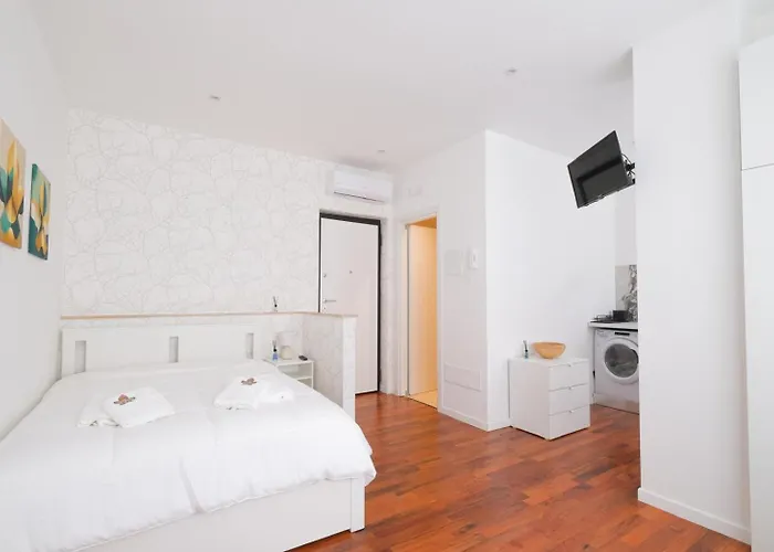 The Apulian Loft II Bari - Via Celentano