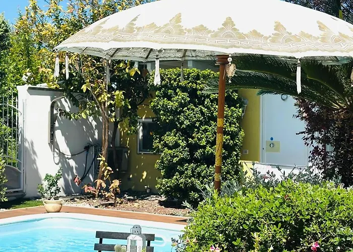 La Casa (Adults Only)
