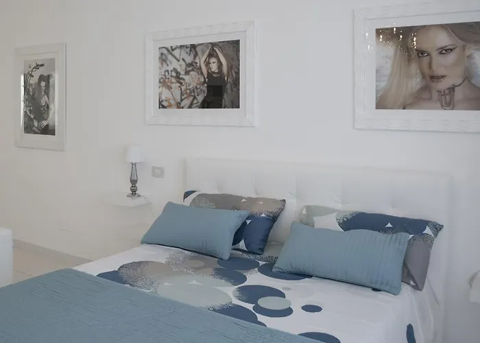 Artist\'S Suite