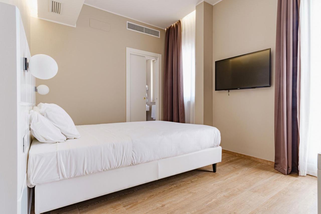 Hotel Boston Bari