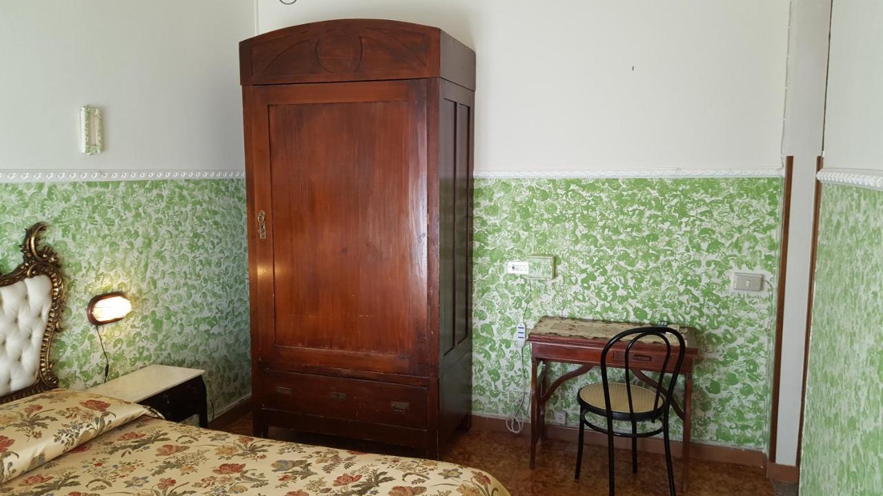 Bed & Breakfast Santa Fara 3*