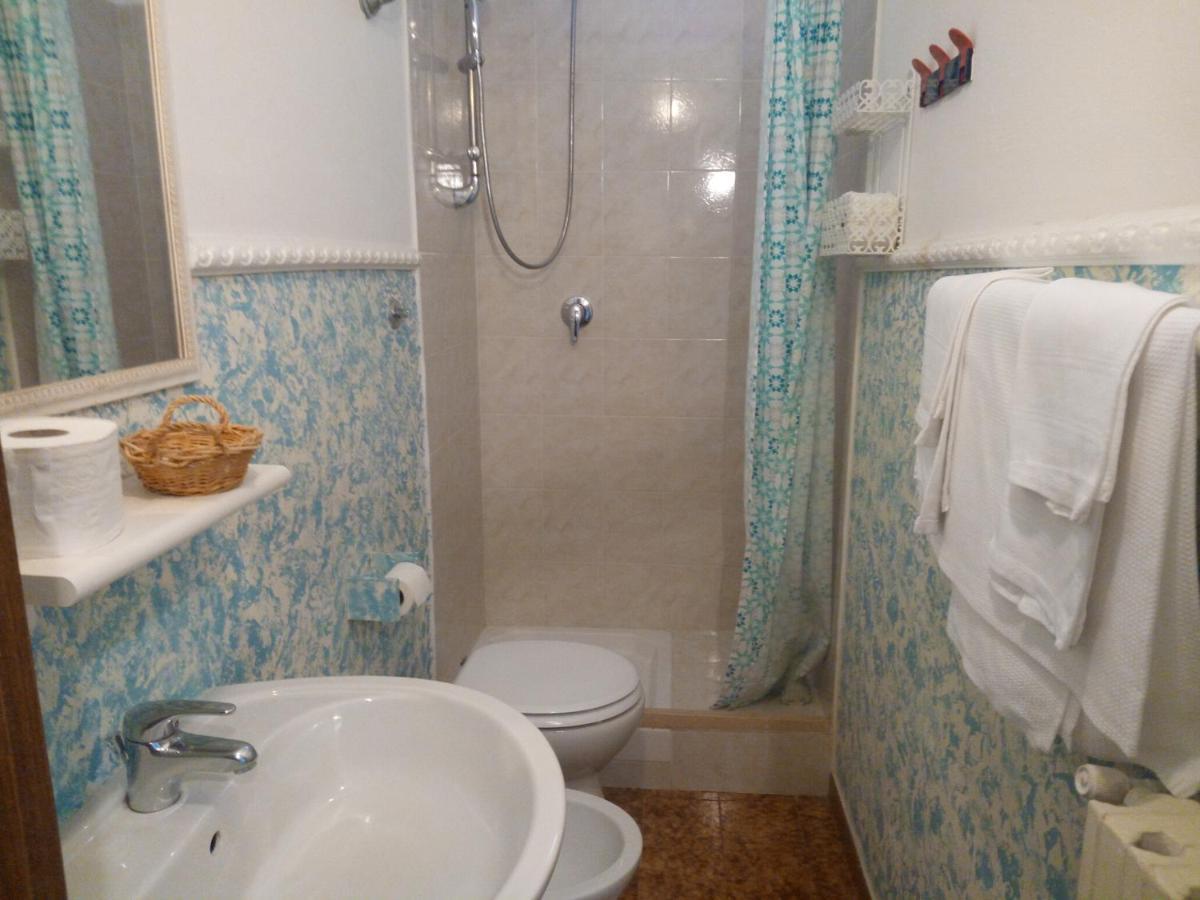 Santa Fara 3* Bari