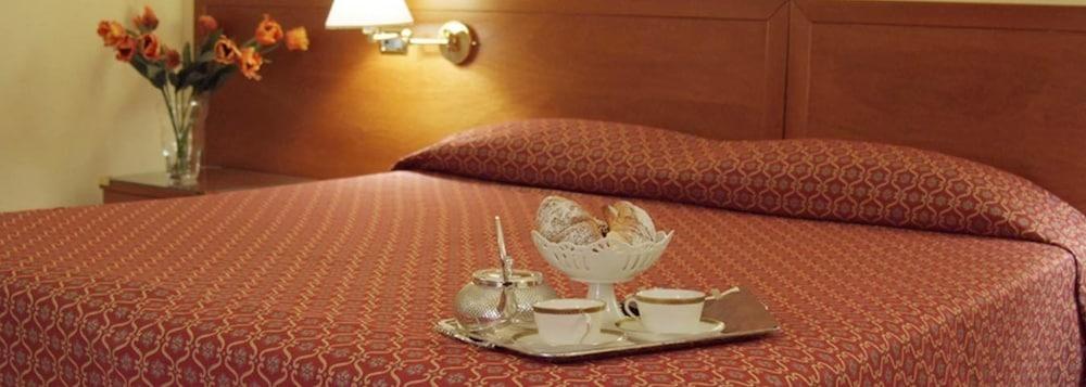 Hotel Adria 3*
