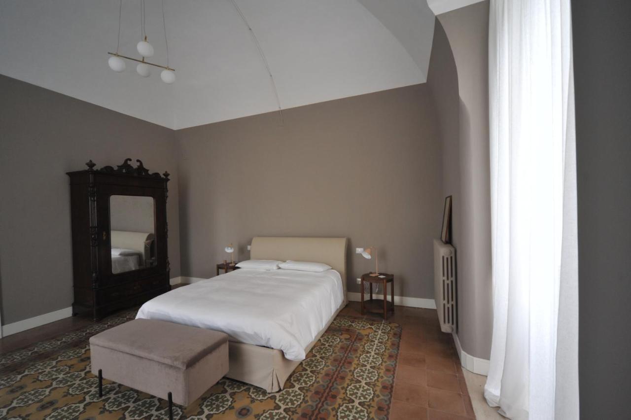 Palazzo Ietri Corso Vittorio Emanuele *