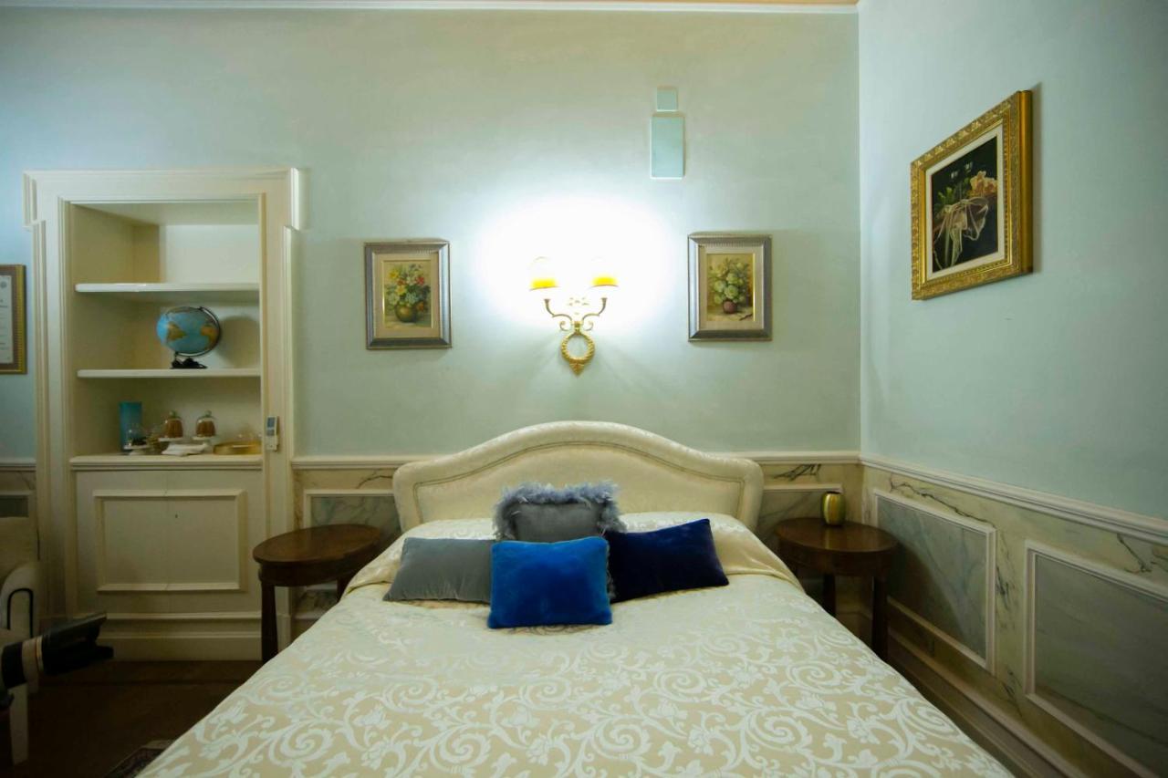Le Suites Di Jo - Central Station Acomodação com café da manhã  Bari
