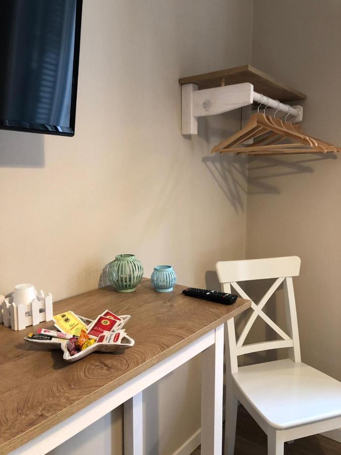 Aura Apartment * Bari