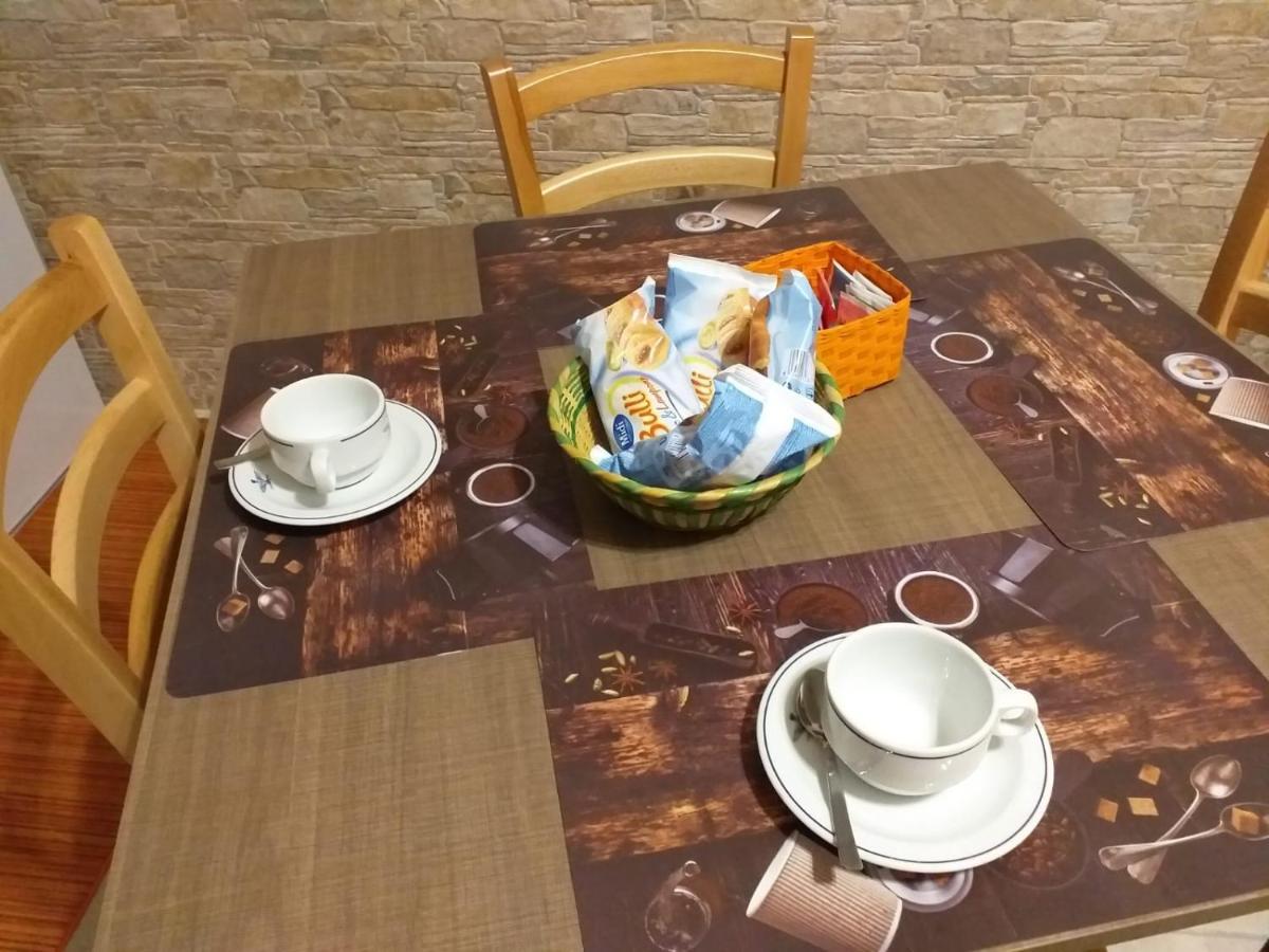 I Marchesi Del Grillo - Vicinanze Stazione, Campus, Policlinico Nocleg ze śniadaniem Bari