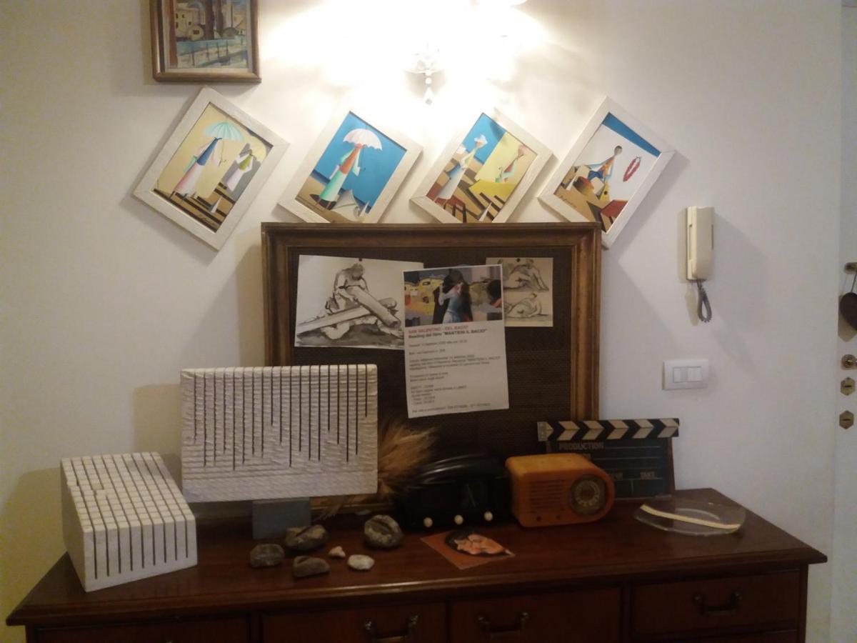 Ở trọ Artistic House *