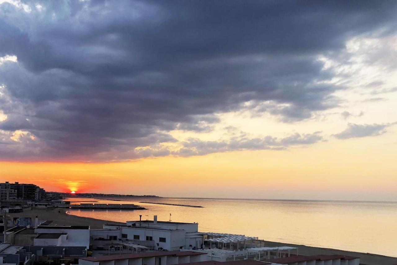 Stanza Con Vista Mare Bari