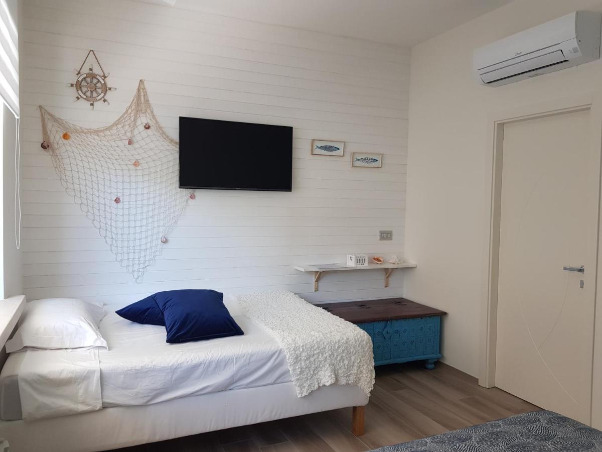 Rosamar Guest house