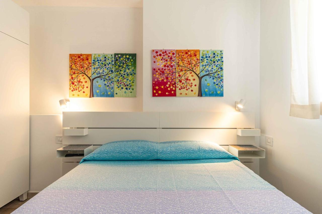 Seven Notes Apartment *