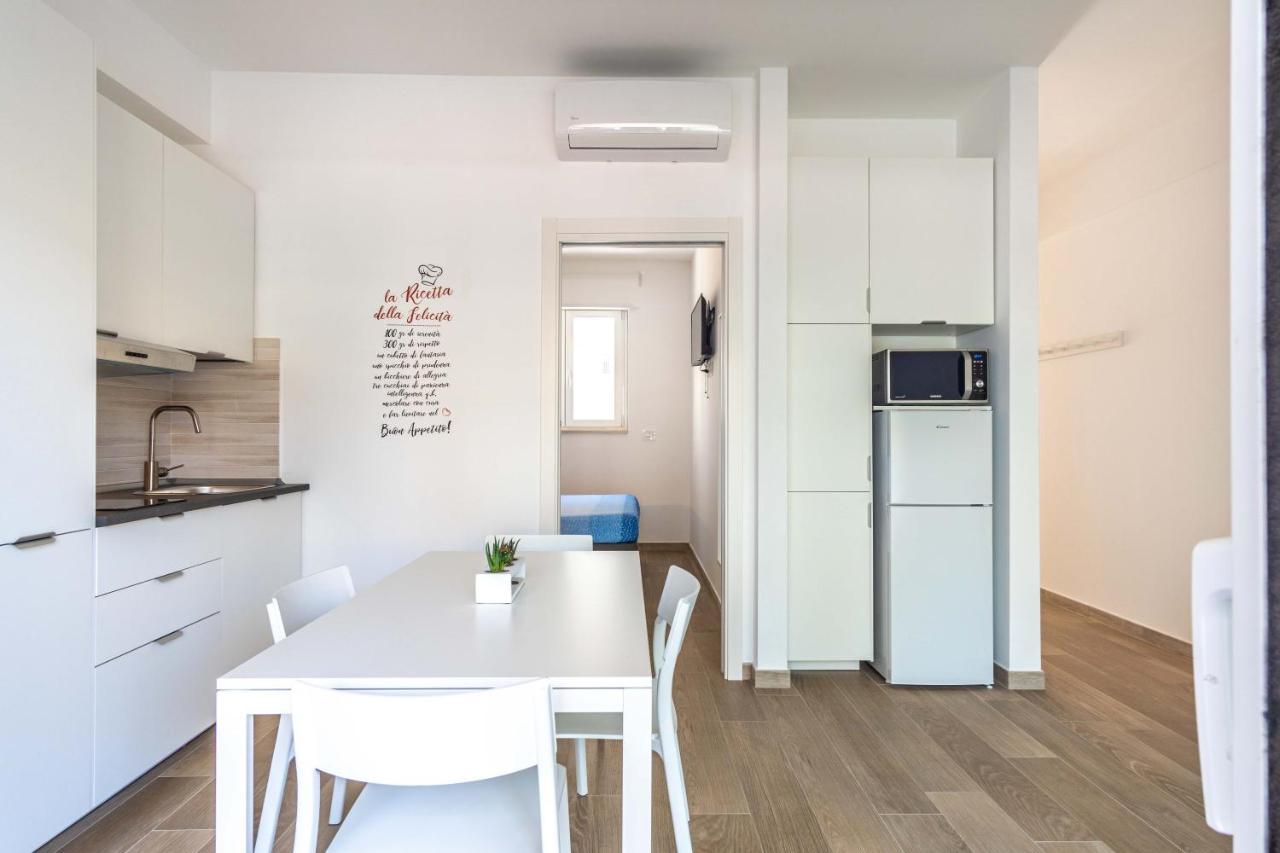 Apartment Seven Notes *