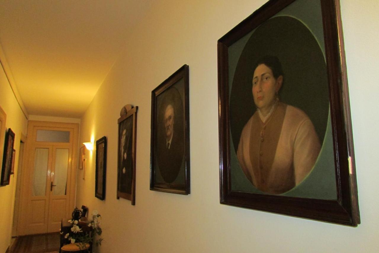 Guest house Center *