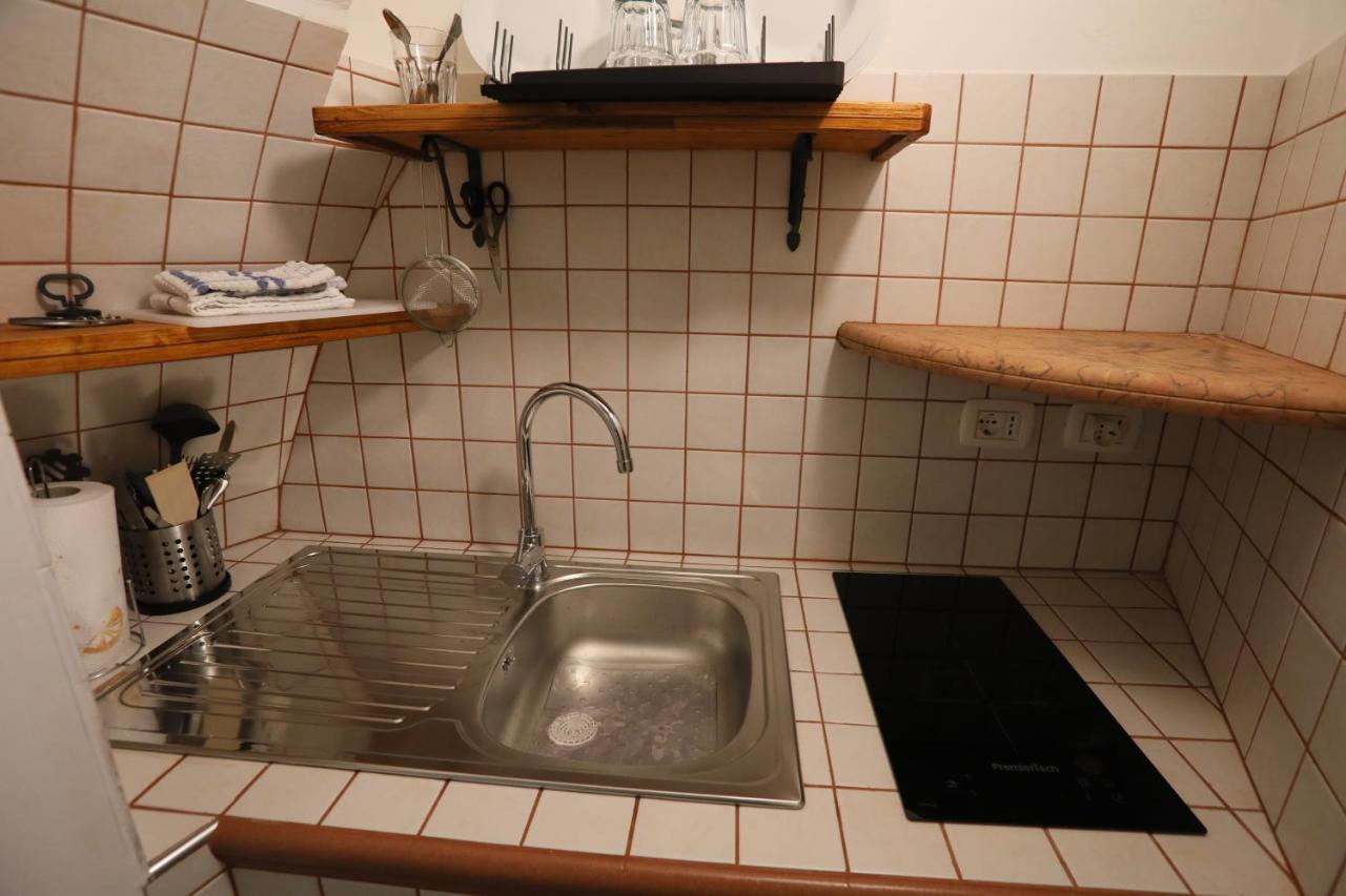 Apartment Due Passi Dal Borgo Antico 3