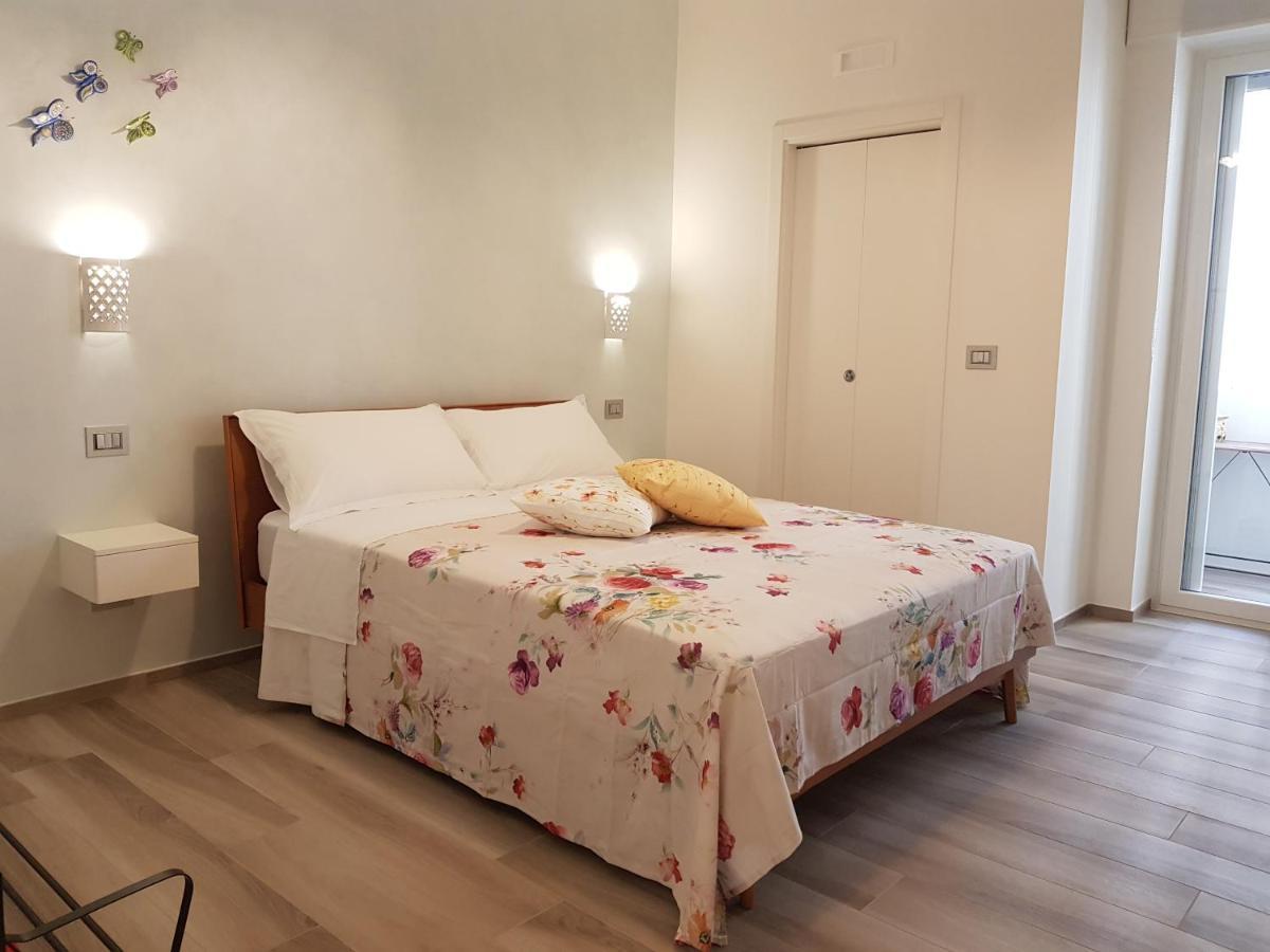 Rosamar Guest house *
