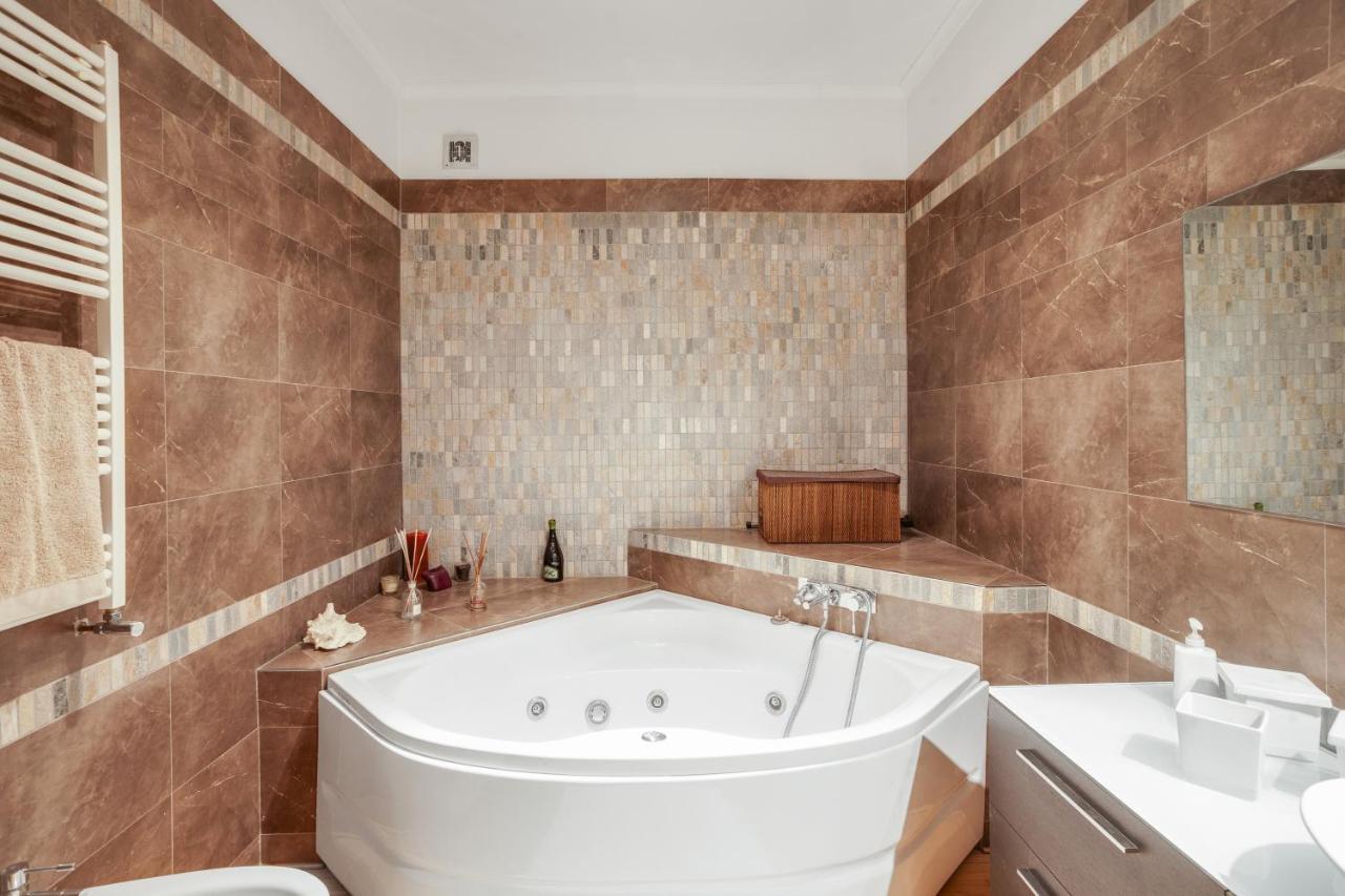 *movies & Books* Stylish House With Jacuzzi * Bari