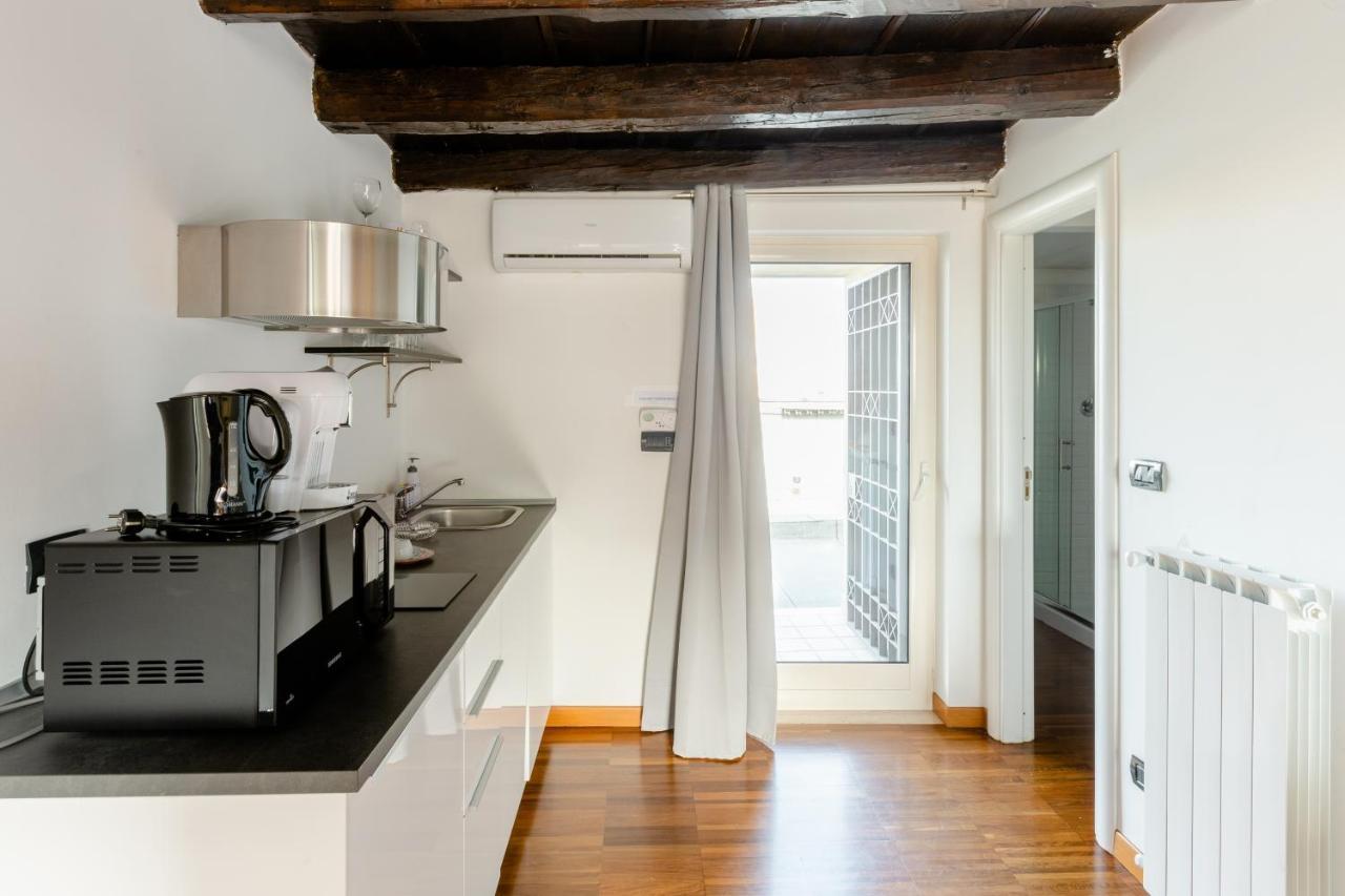 Just Here - La Mansarda Apartment