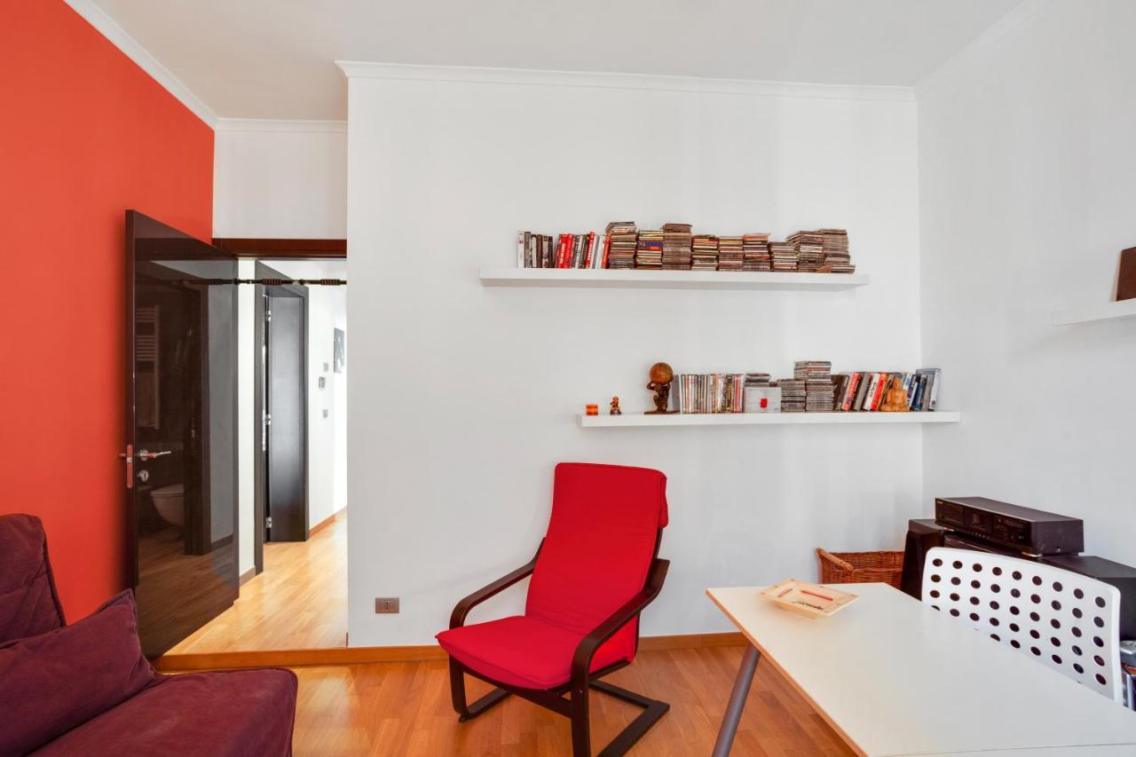 Apartment *movies & Books* Stylish House With Jacuzzi *