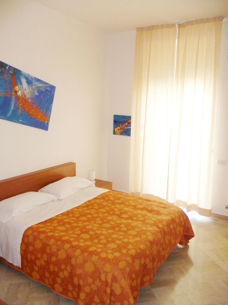 Visa 3* Bari