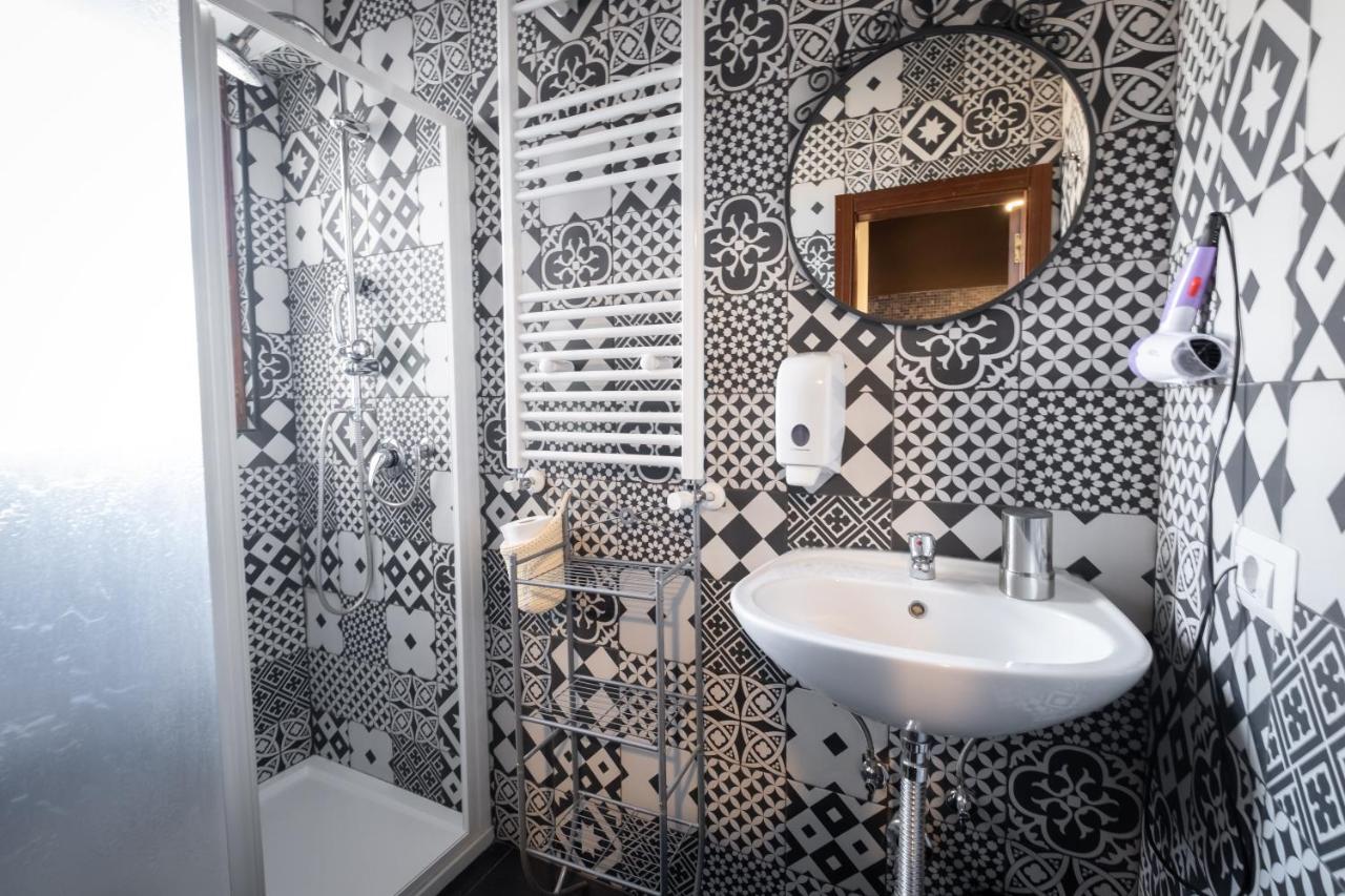 Cconforthotels R&b Dolci Emozioni 2*